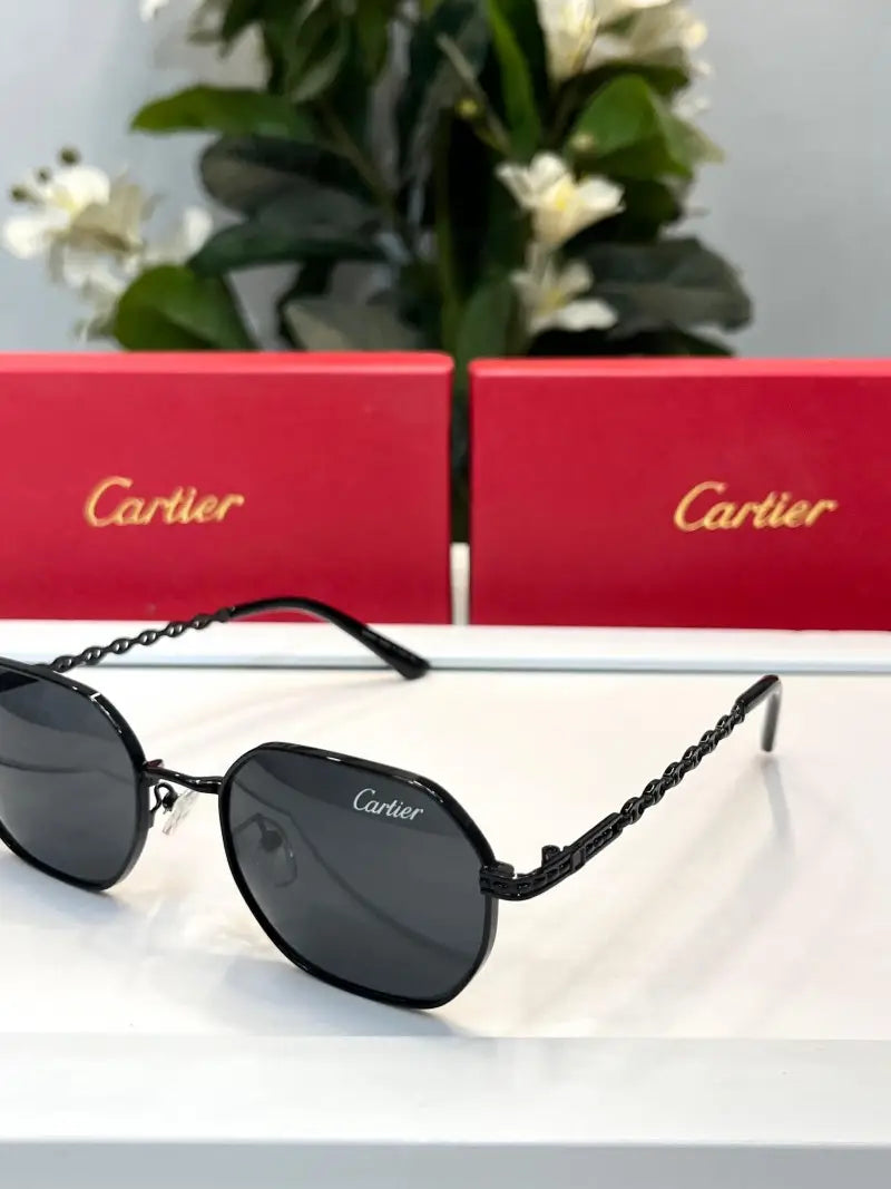 _Cartier_2230_full_black