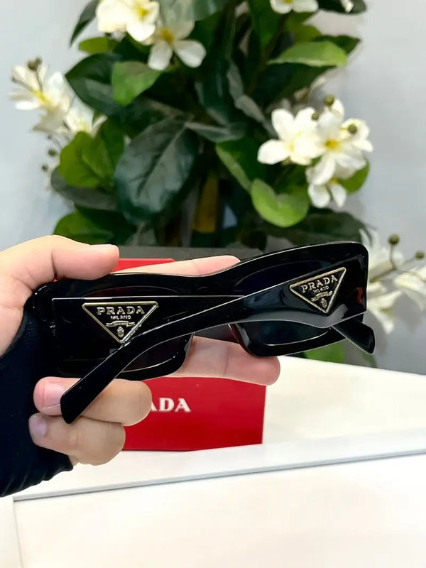 _Prada_milano_22061_black