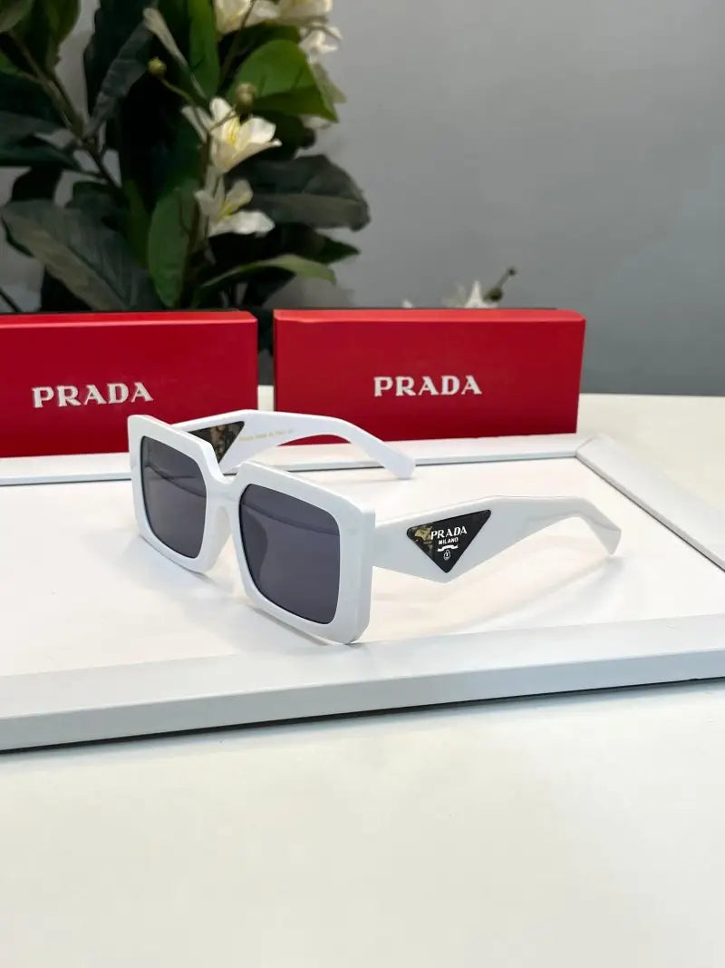 _Prada_milano_6223_white_blk