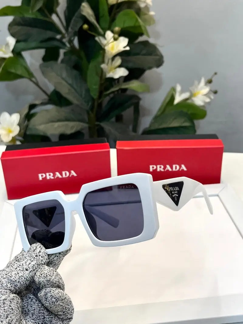 _Prada_milano_6223_white_blk