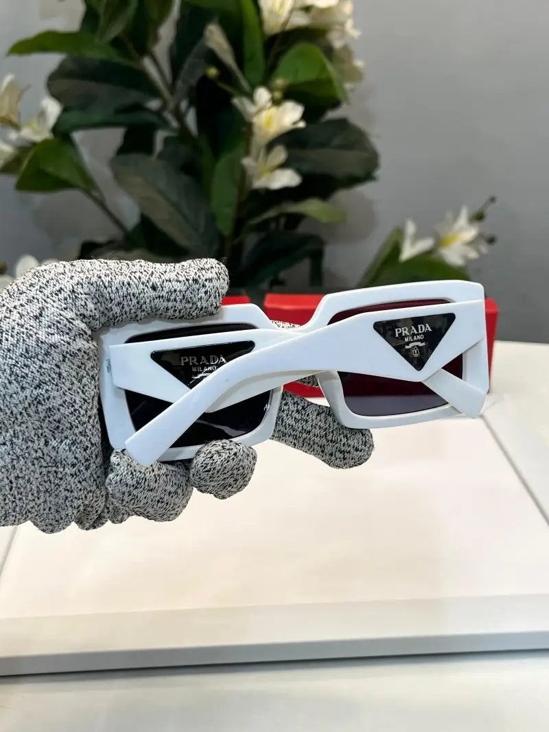 _Prada_milano_6223_white_blk
