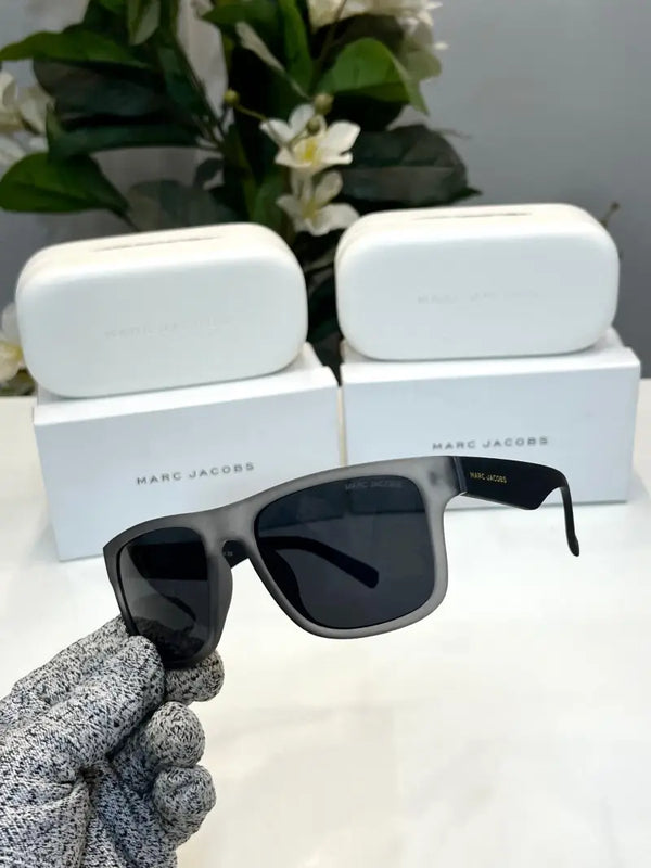 _Marc_jacobs_228_grey_blk