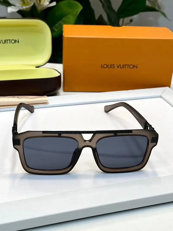 _Louis_vuitton_YH121_grey