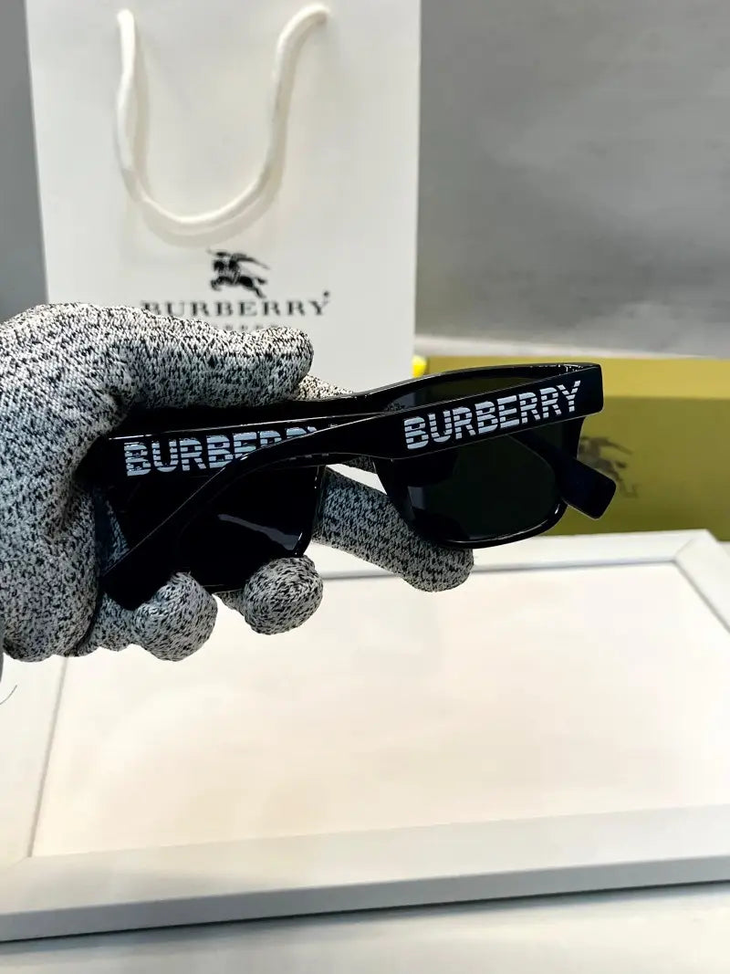 _Burberry_4358_black