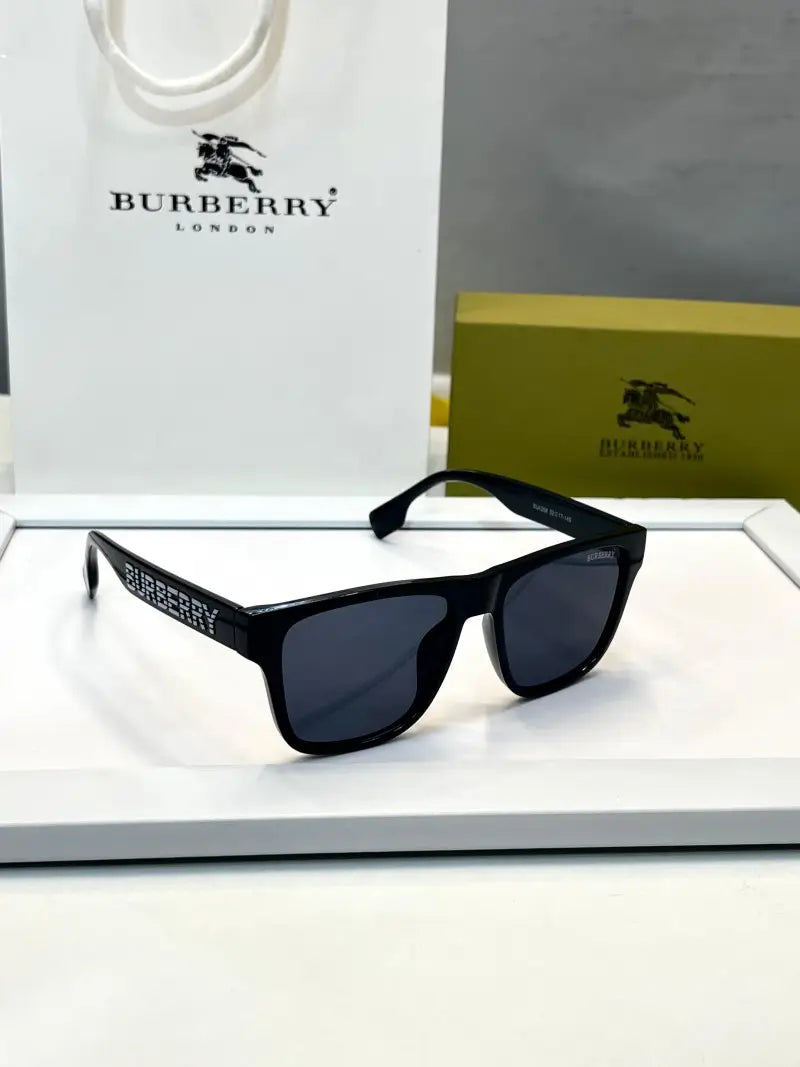 _Burberry_4358_black