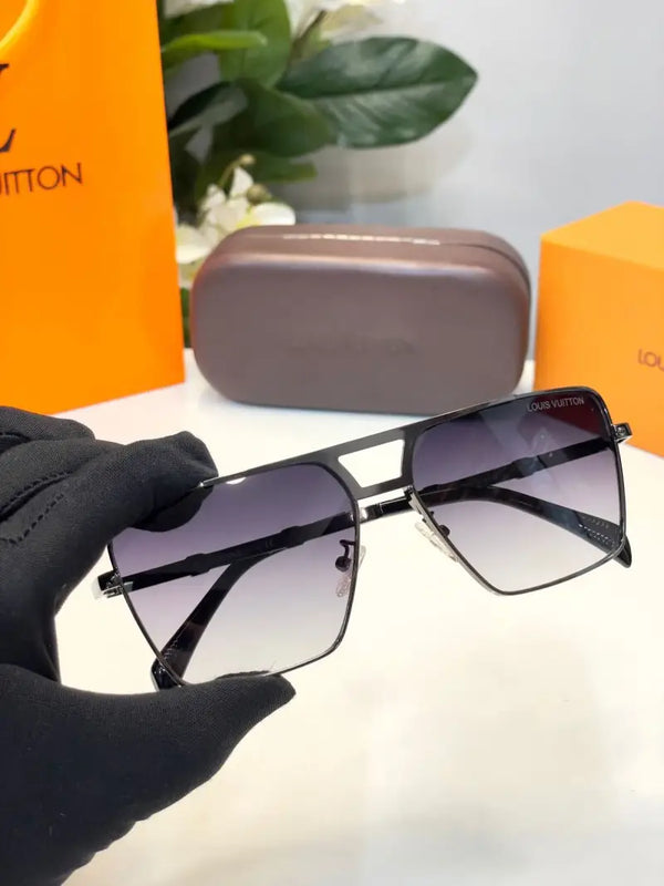 _Louis_vuitton_2A638_black_shaded