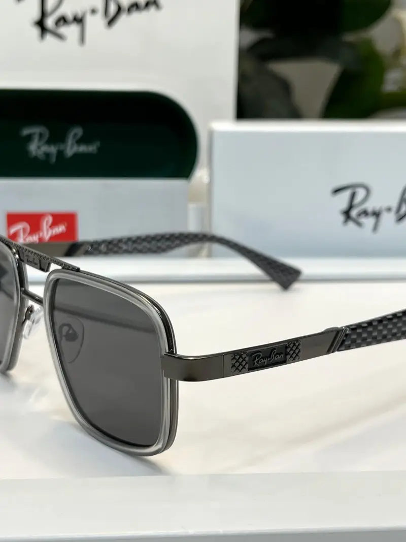 _Rayban_3617_grey_