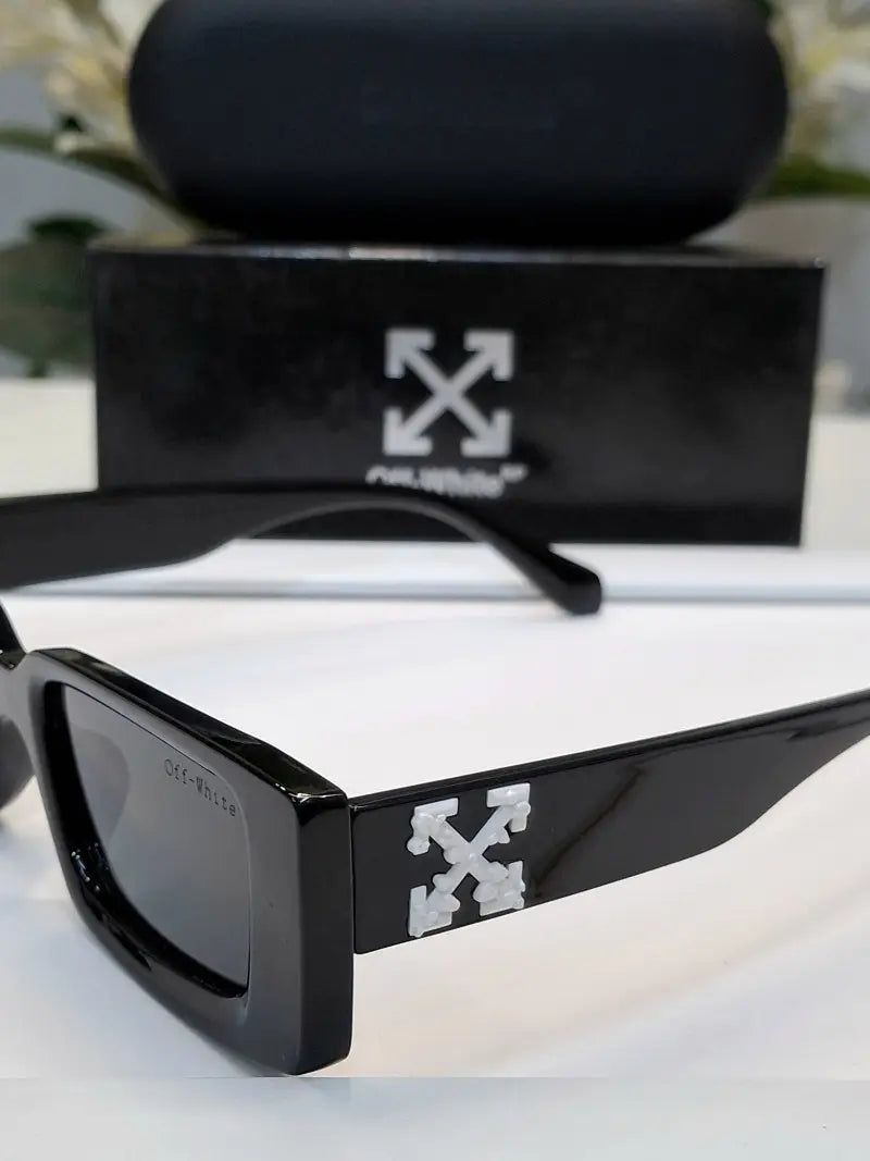 _Off_white_88993_blk