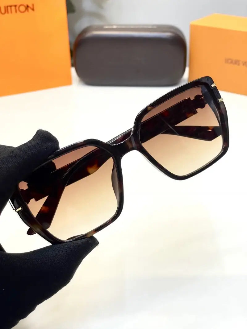 _Louis_vuitton_9910_tigerprint