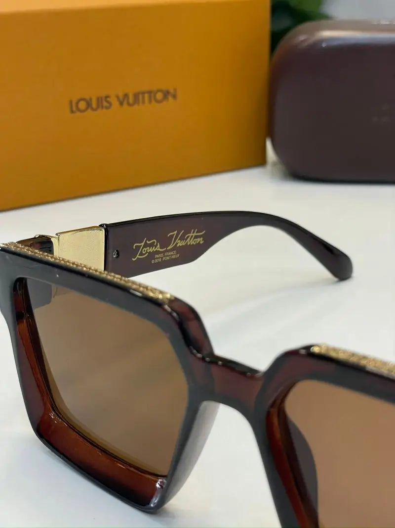LV cyclone 0993 brown
