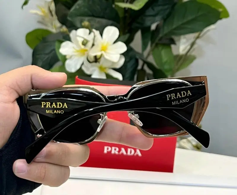 _Prada_018_silver_mercury