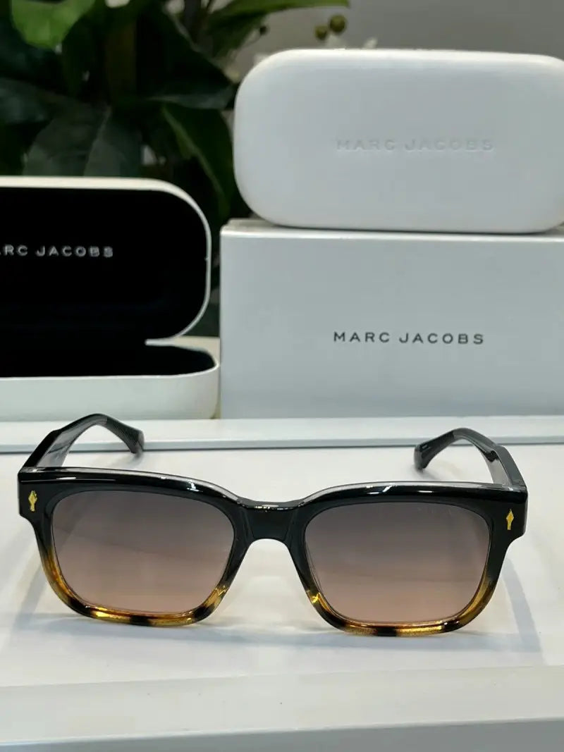 _Marc jacobs_M11-19 tiger black