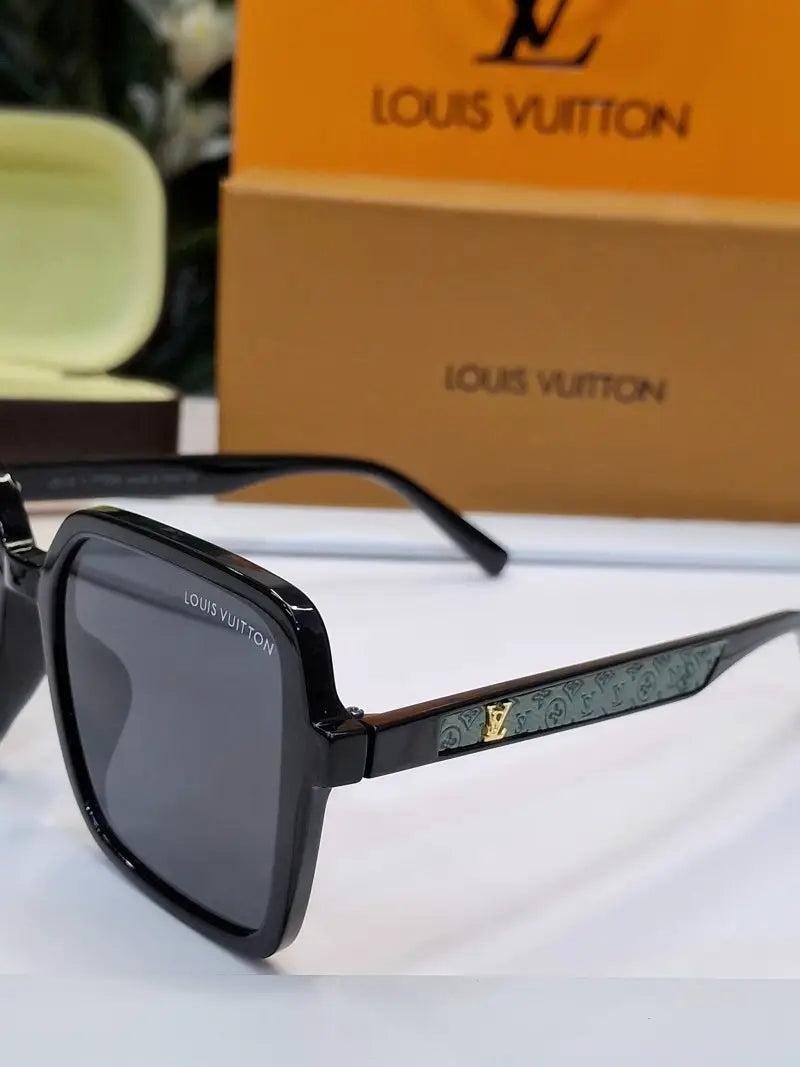 _Louis_vuitton_tr90