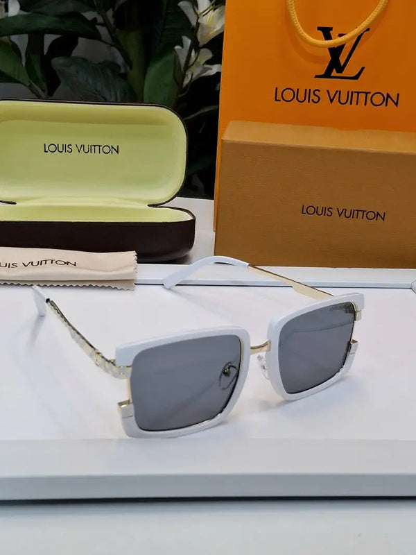 Louis_vuitton_white_505