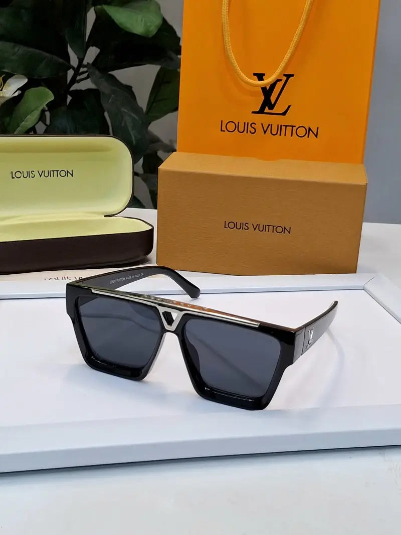 _Louis_Vuitton_1502
