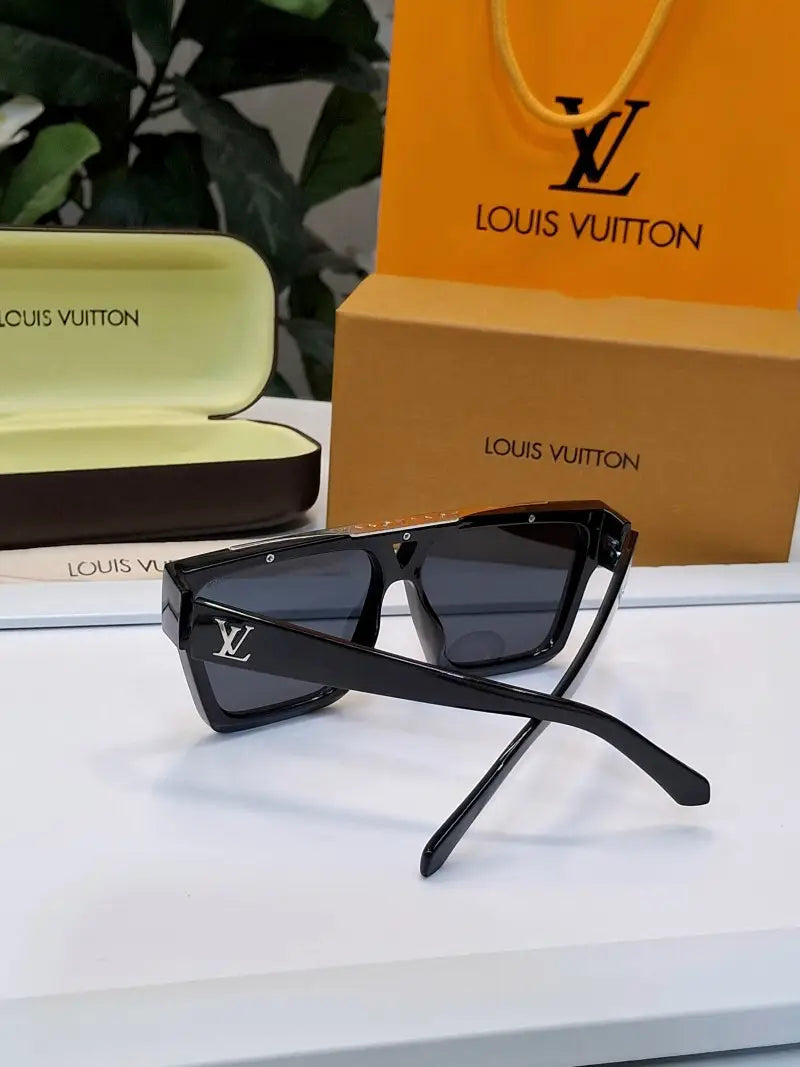 _Louis_Vuitton_1502