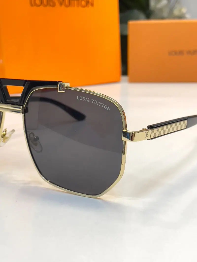 _Louis_vuitton_6010_black