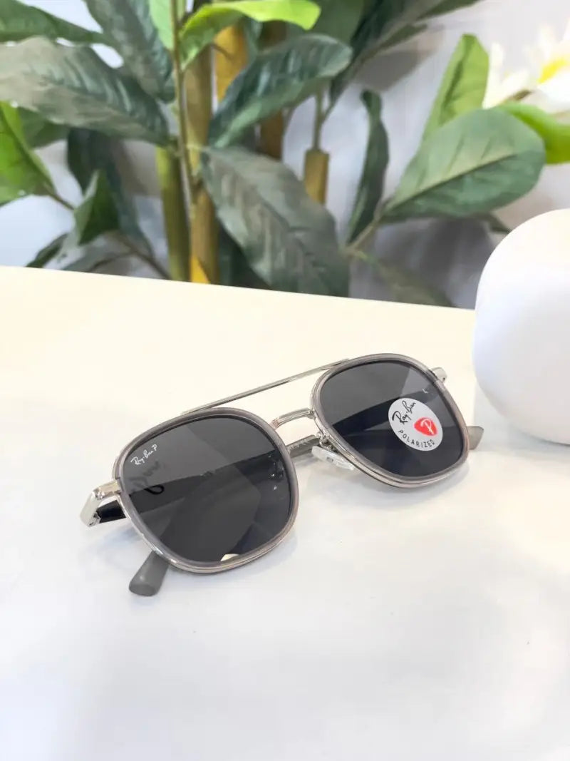 Rayban grey black 78901