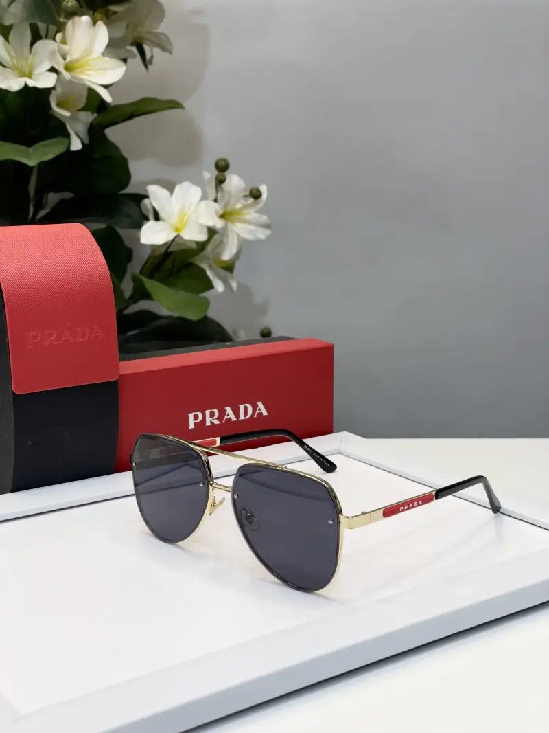 _Prada_yh028