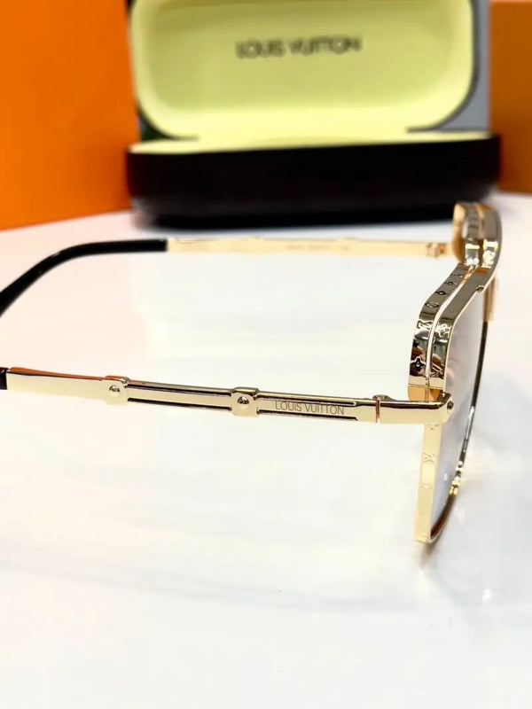_Louis_vuitton_2A638_golden