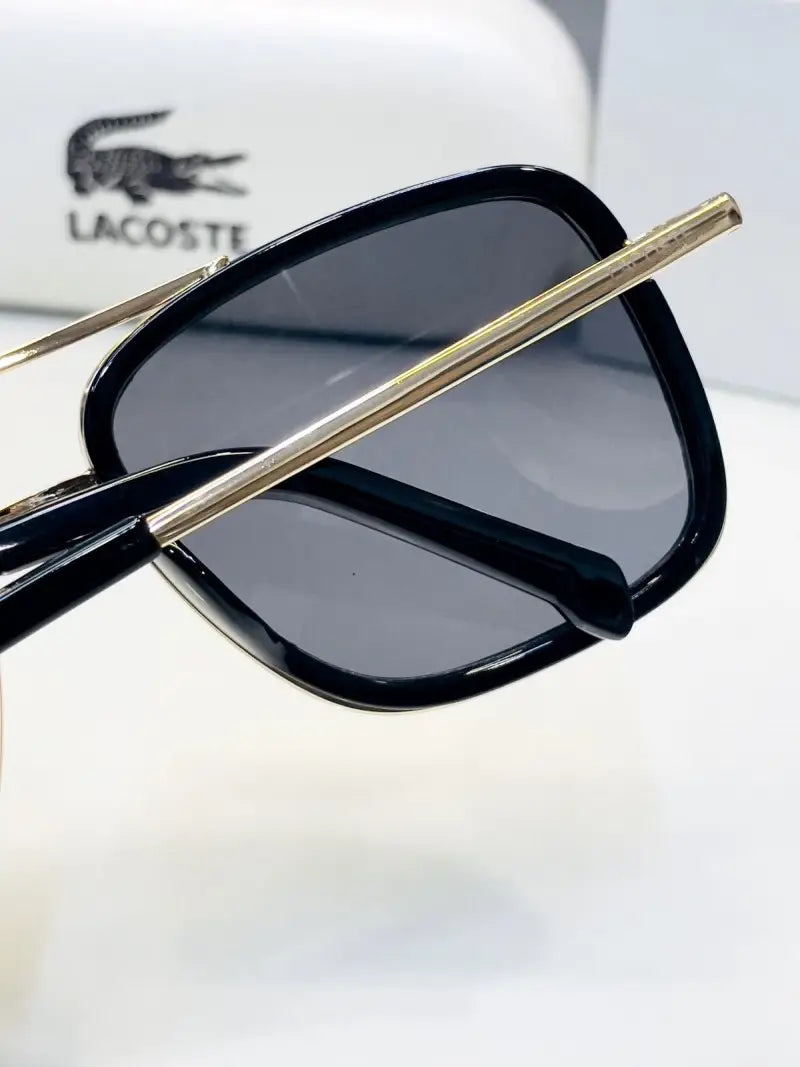 _Lacoste_143_gold_black Secondary image