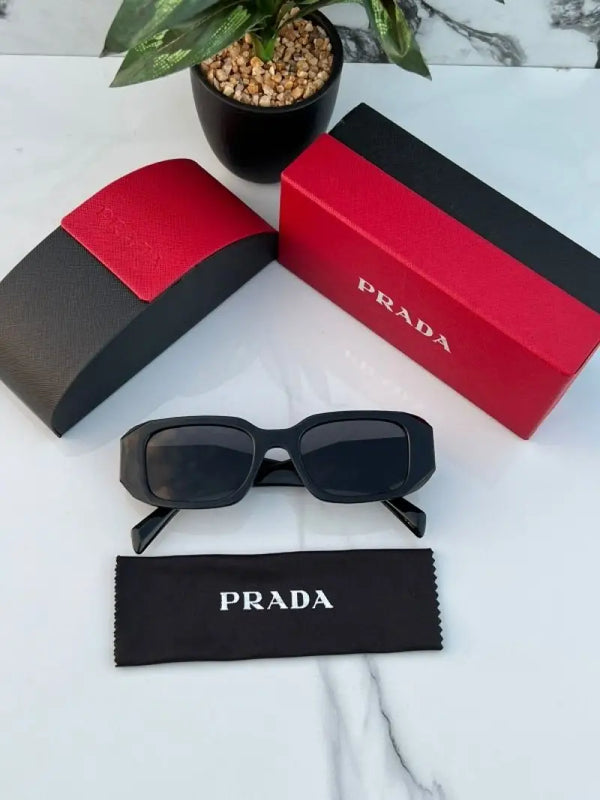 _Prada_8679_black
