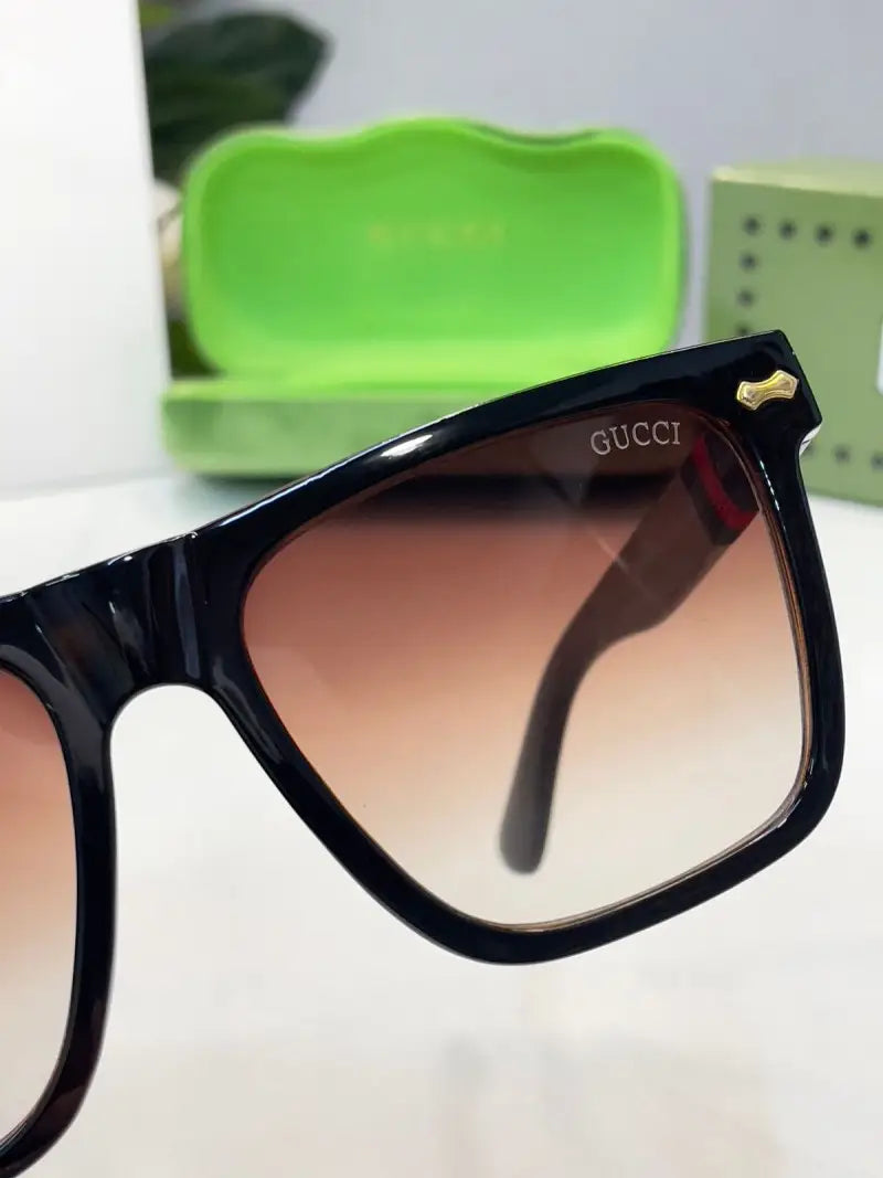 _Gucci_1390_brown_shaded