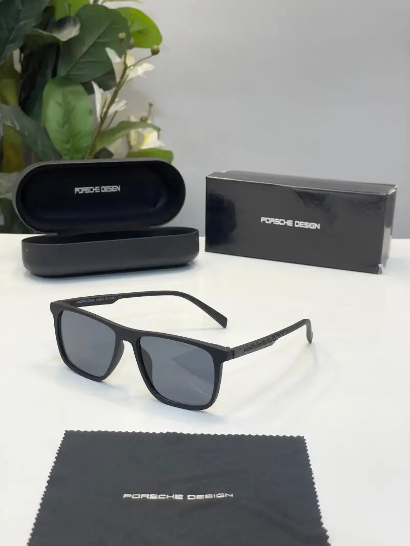 Porsche design full black