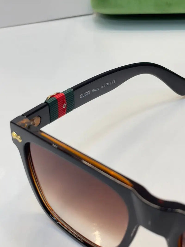 _Gucci_1390_brown_shaded