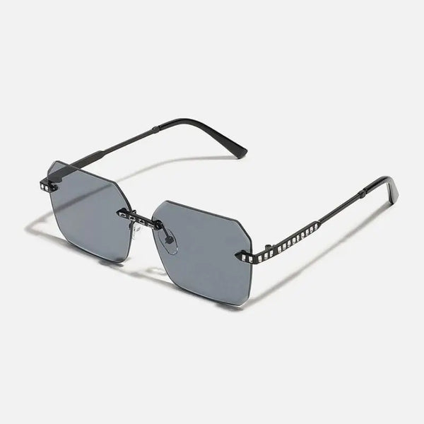 _Chanel_black_for_women