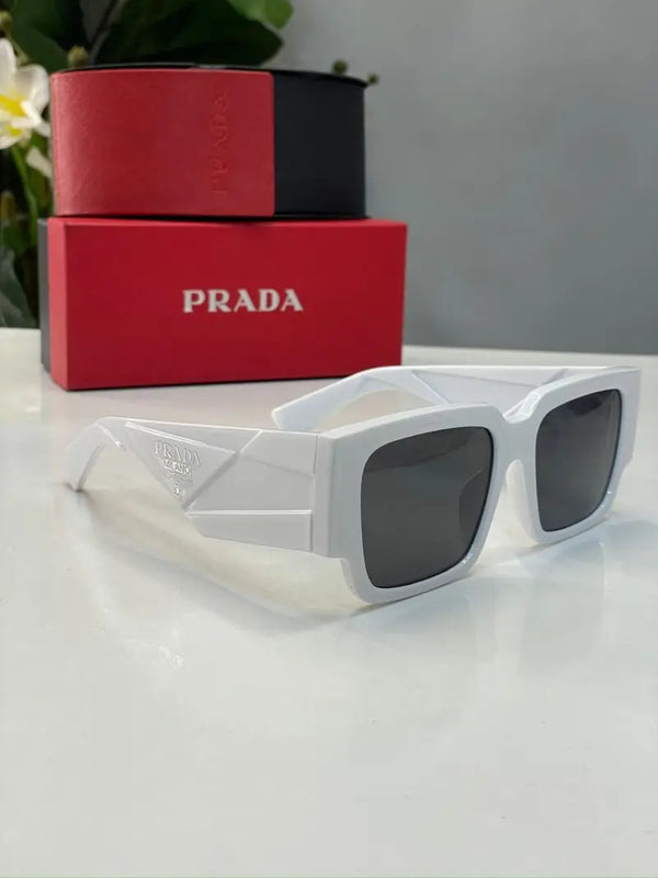 _Prada_milano_broad_white