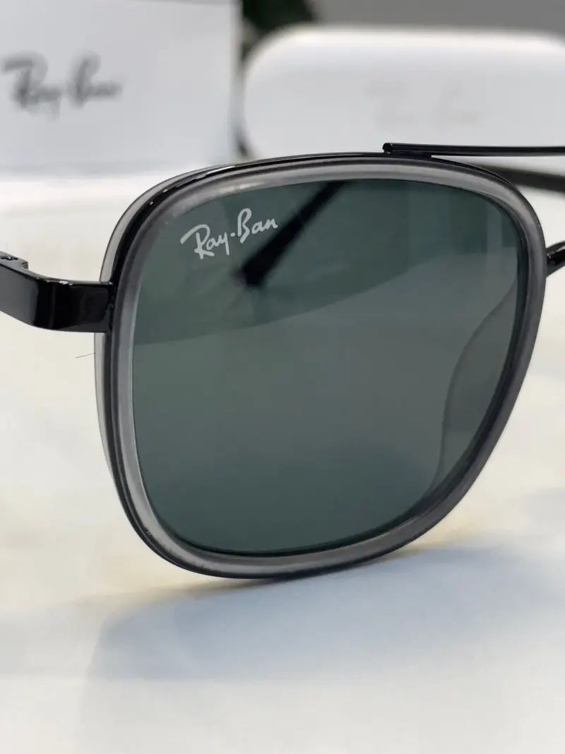 Rayban 3117 black