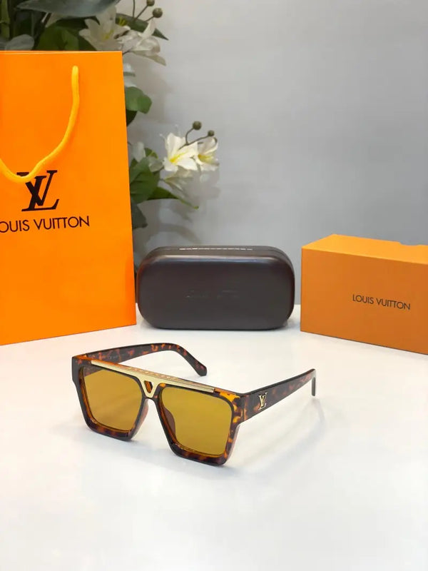 _Louis_vuitton_z1502_tiger_print_