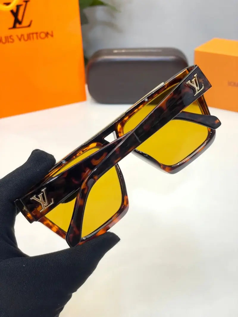 _Louis_vuitton_z1502_tiger_print_