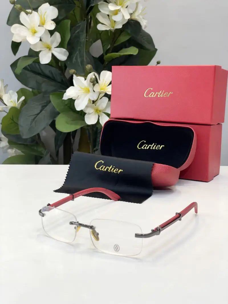 _Cartier_transparent_frame