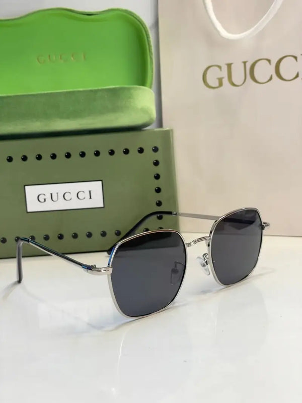 _Gucci_hexa_silver_black