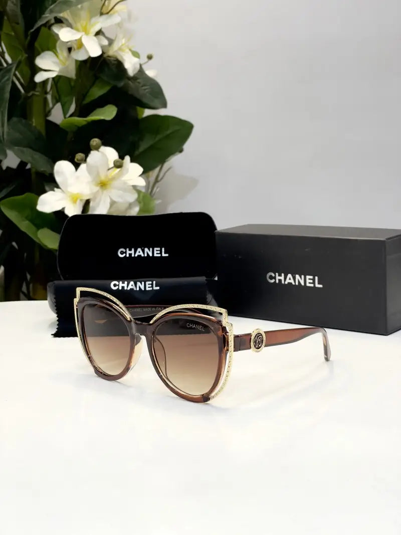 _Chanel_brown_for_women
