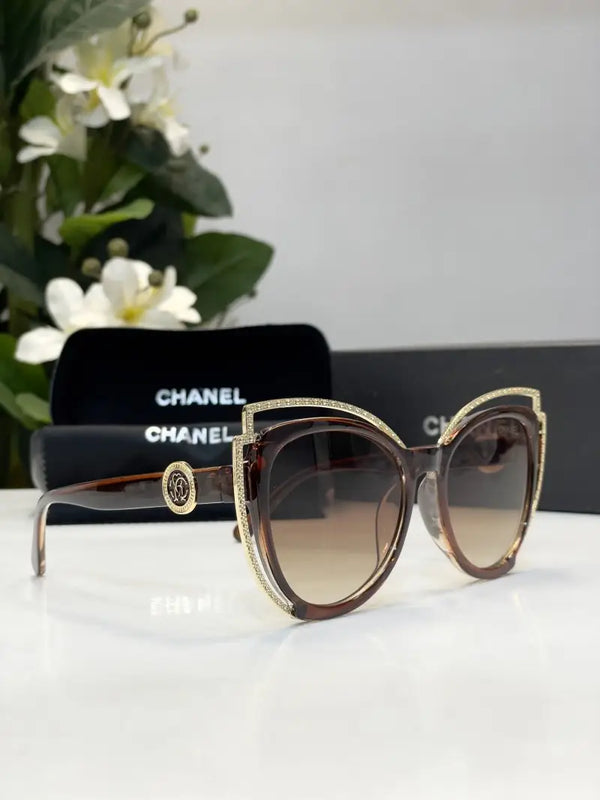 _Chanel_brown_for_women