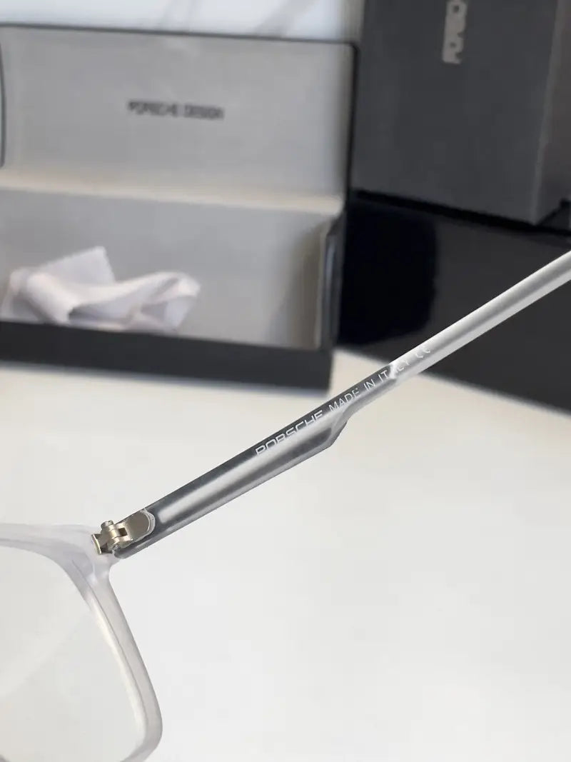 Porsche design 8386 transparent