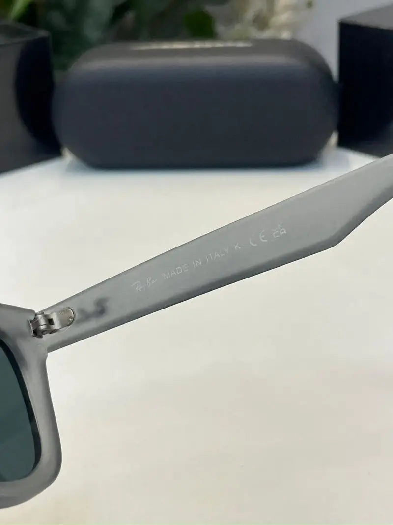Rayban 2140 grey