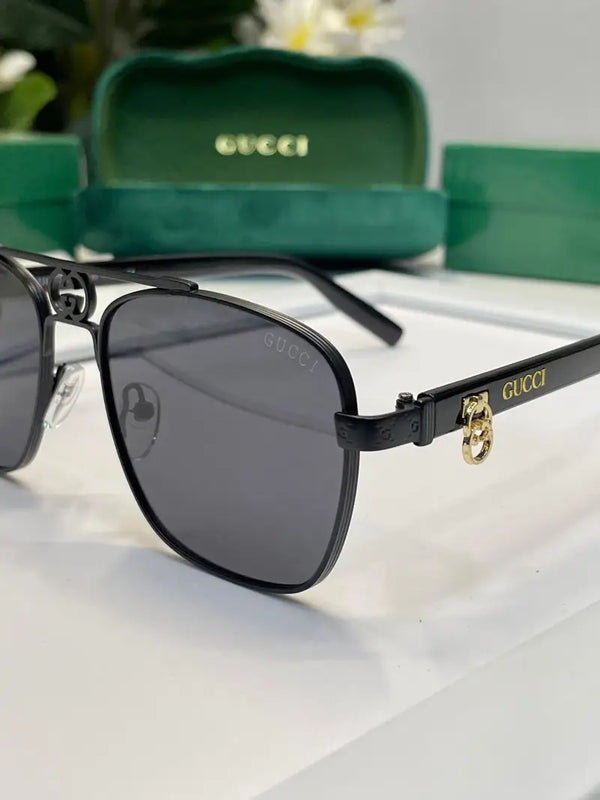 _Gucci_5117_black_gold