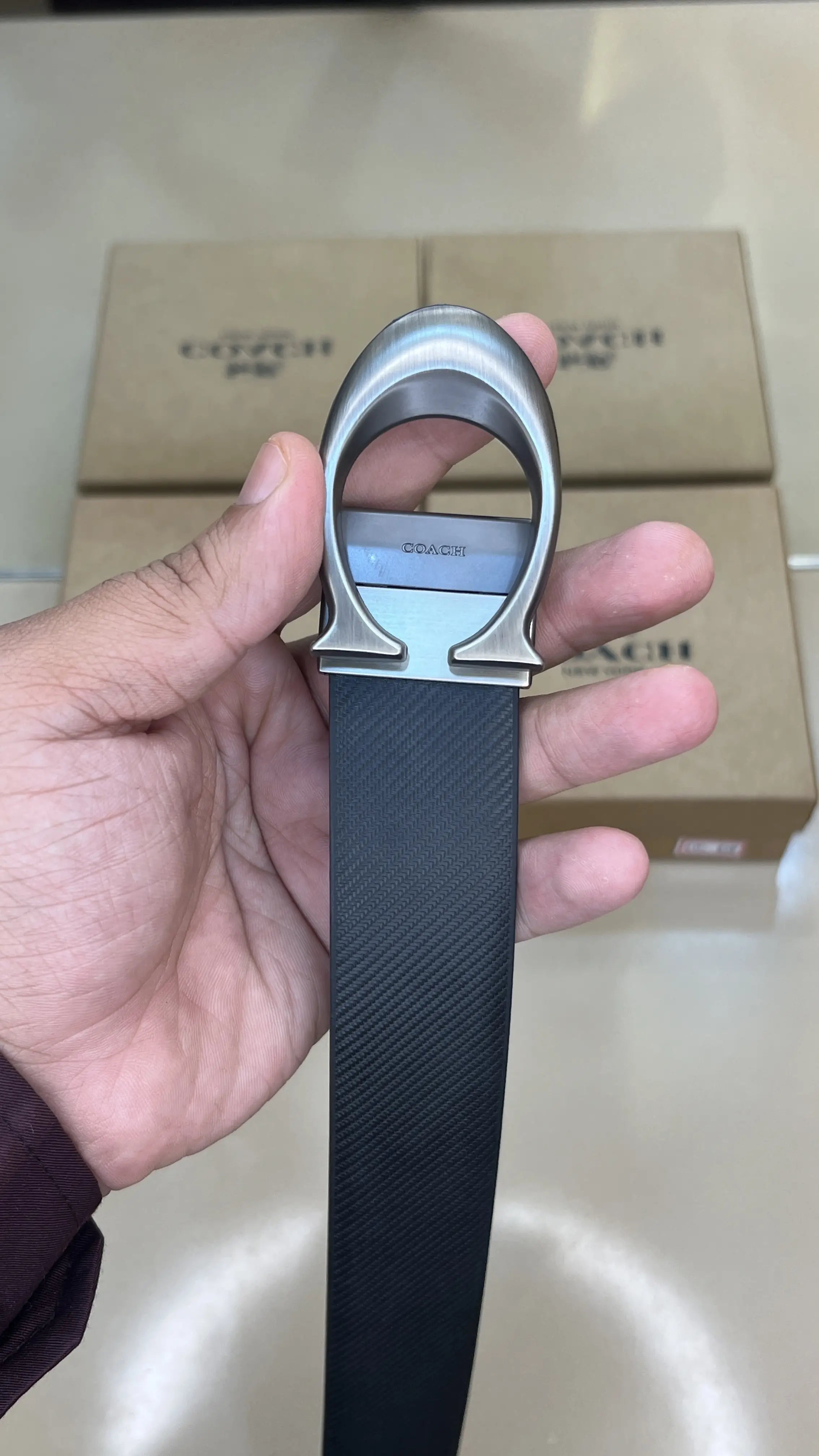 COACH PREMIUM QUALITY IMPORTED REVERSIBLE BELT WITH OG BOX CH-310