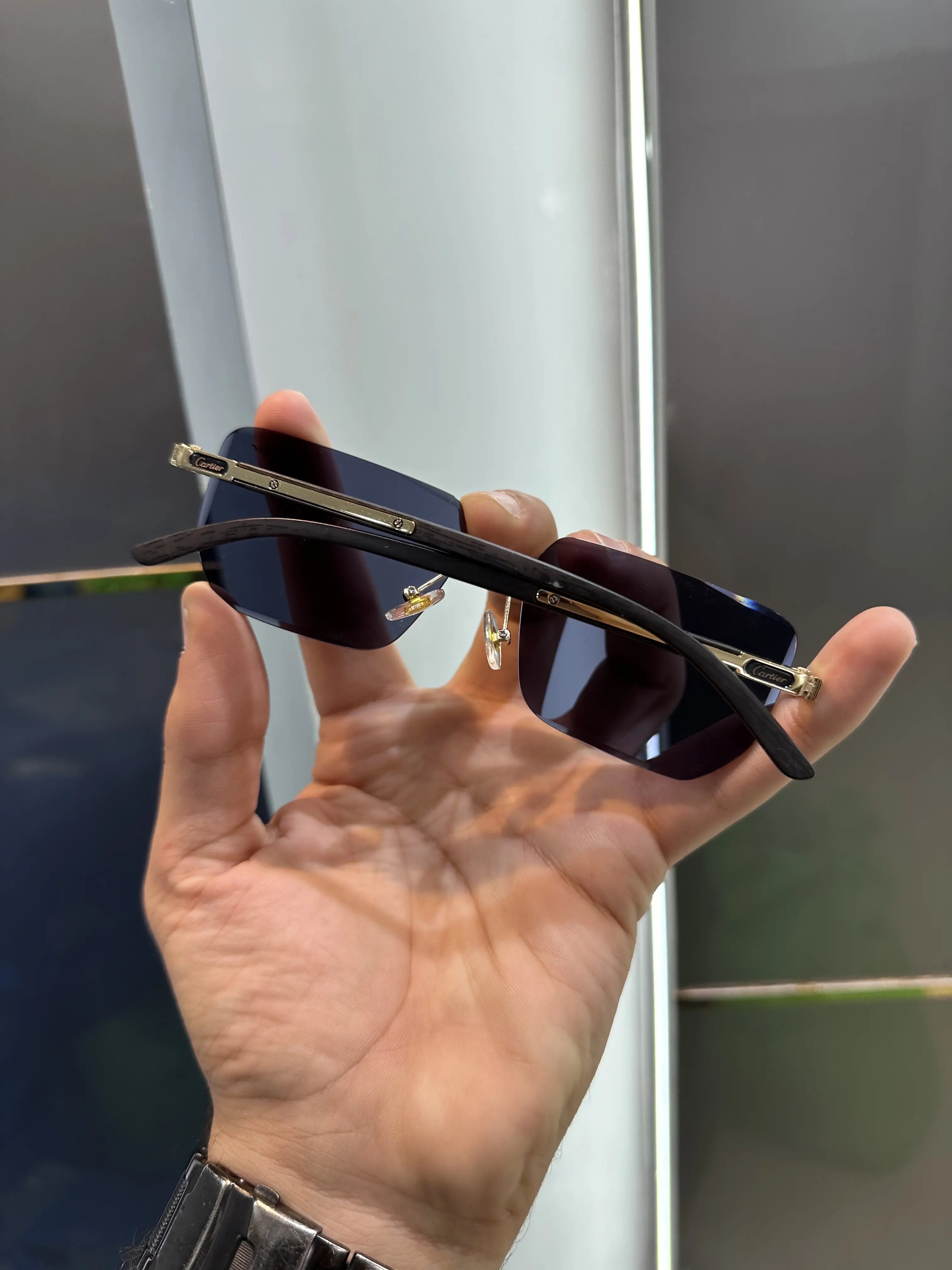 Cartie r Gold Black Premium Shades 008