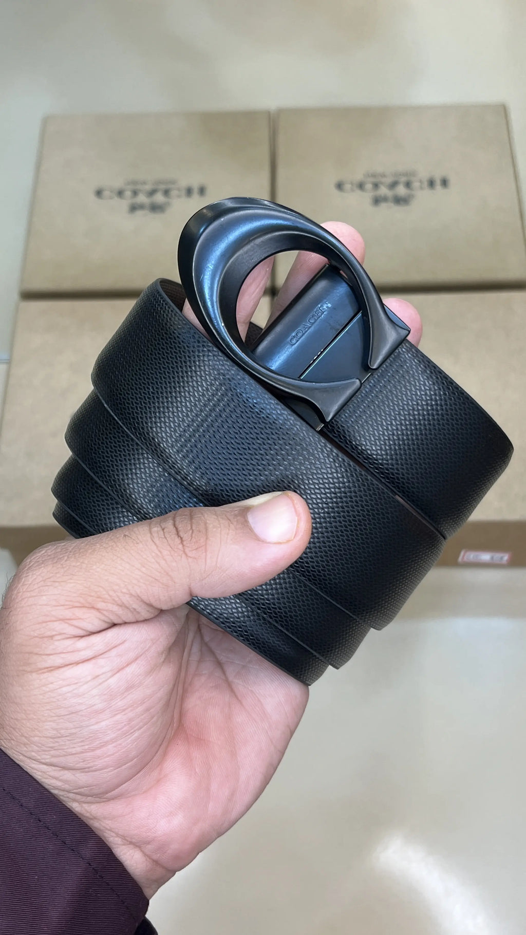 COACH PREMIUM QUALITY IMPORTED REVERSIBLE BELT WITH OG BOX