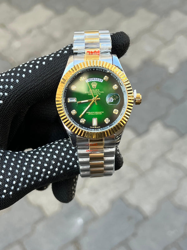 Role_·_x Two Tone Diamond Green