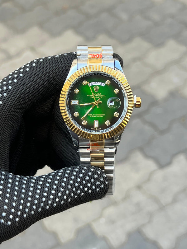 Role_·_x Two Tone Diamond Green
