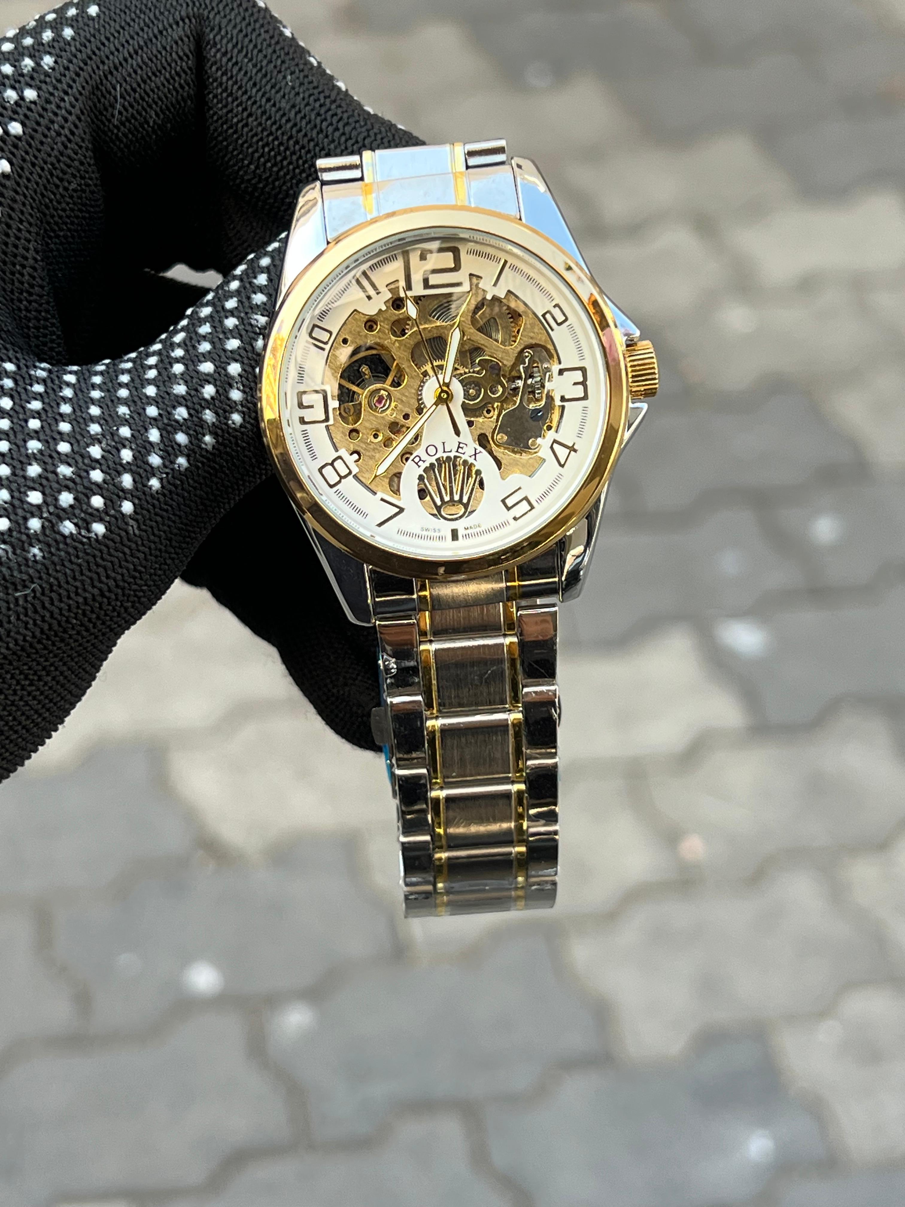 Role_X Automatic Two Tone White