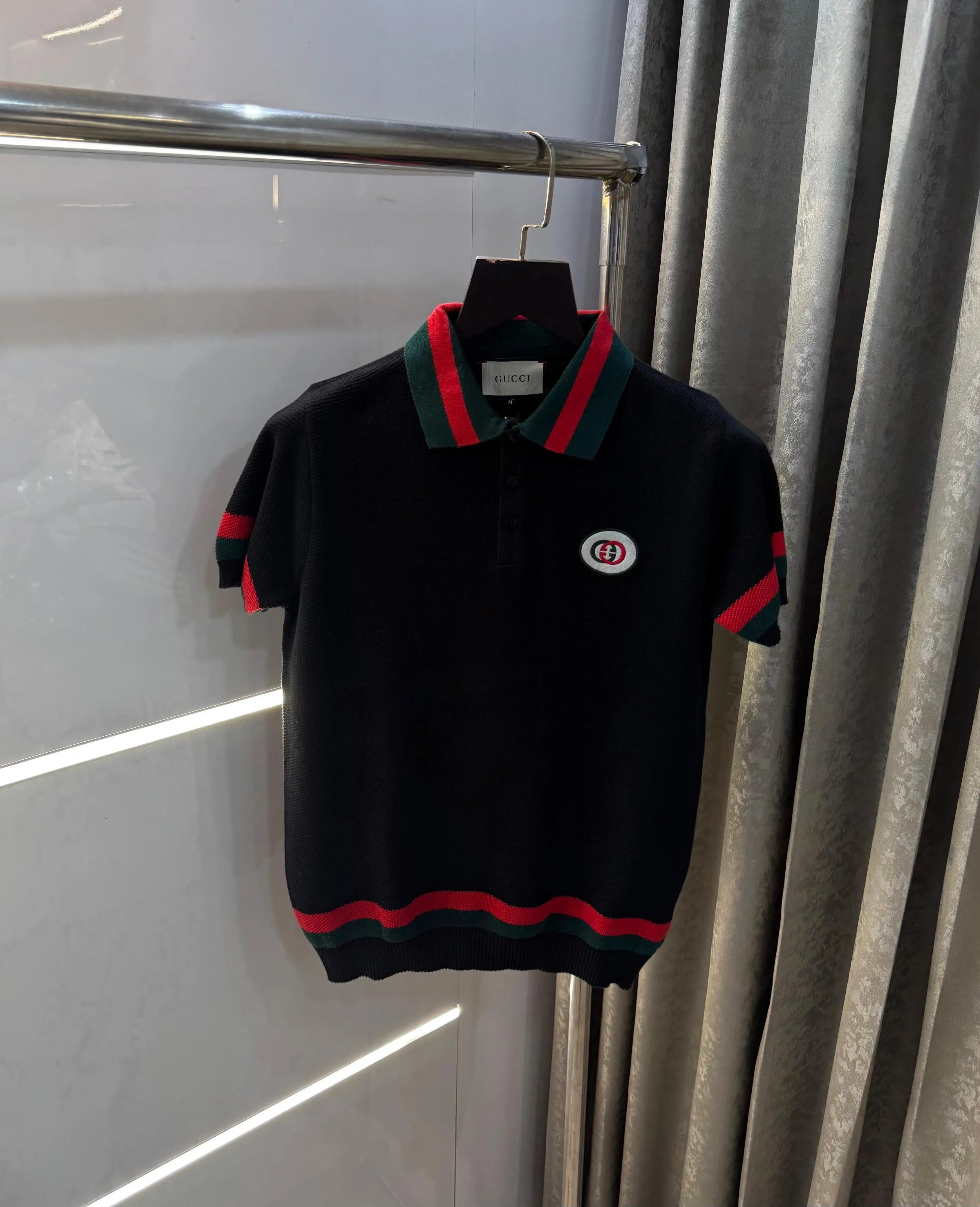 Gucc i Black collar Look Imported Polo T-Shirt