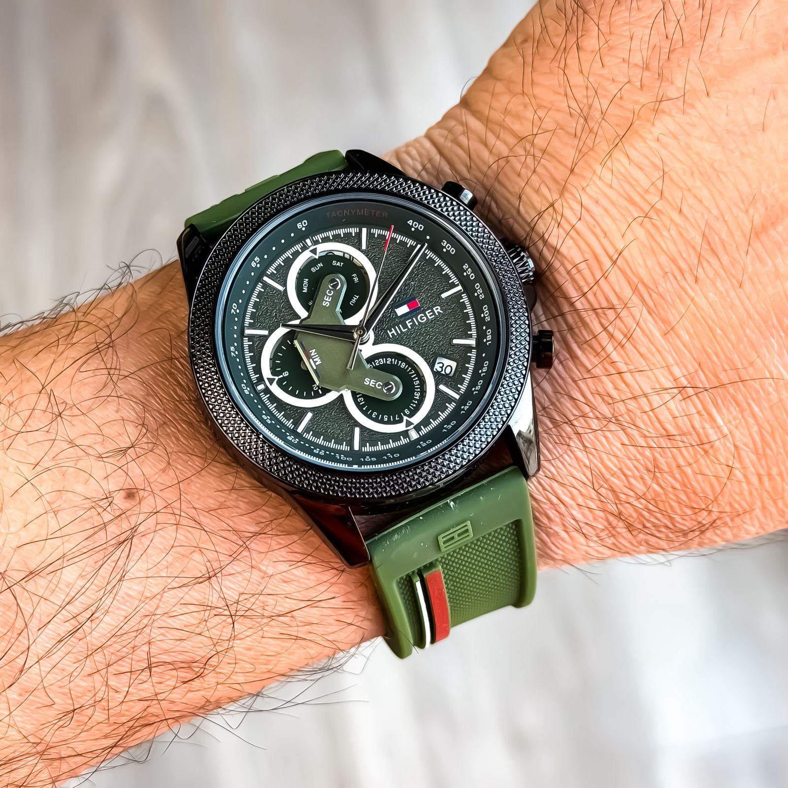 TOMMY_CRONOGRAPH_BLACK-GREEN