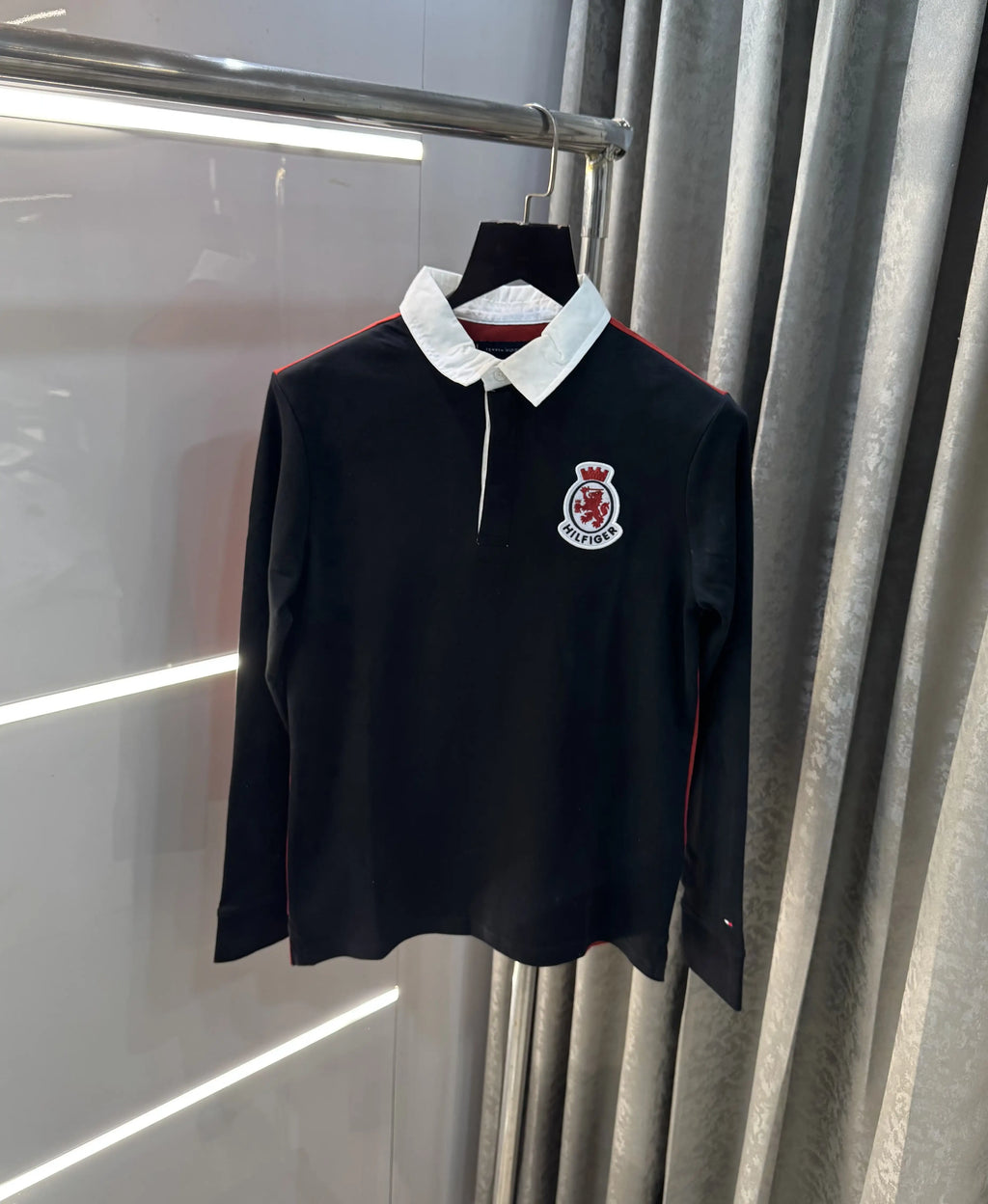 Tomm y Hilfiger Black Logo Work Premium Full Sleeve Polo T-Shirt
